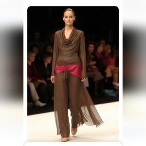 #257 Beautiful Ronit Zilkha Blouse